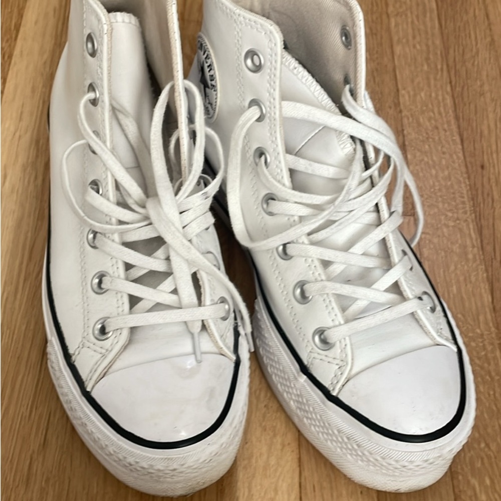 Women’s platform converse size 7.5